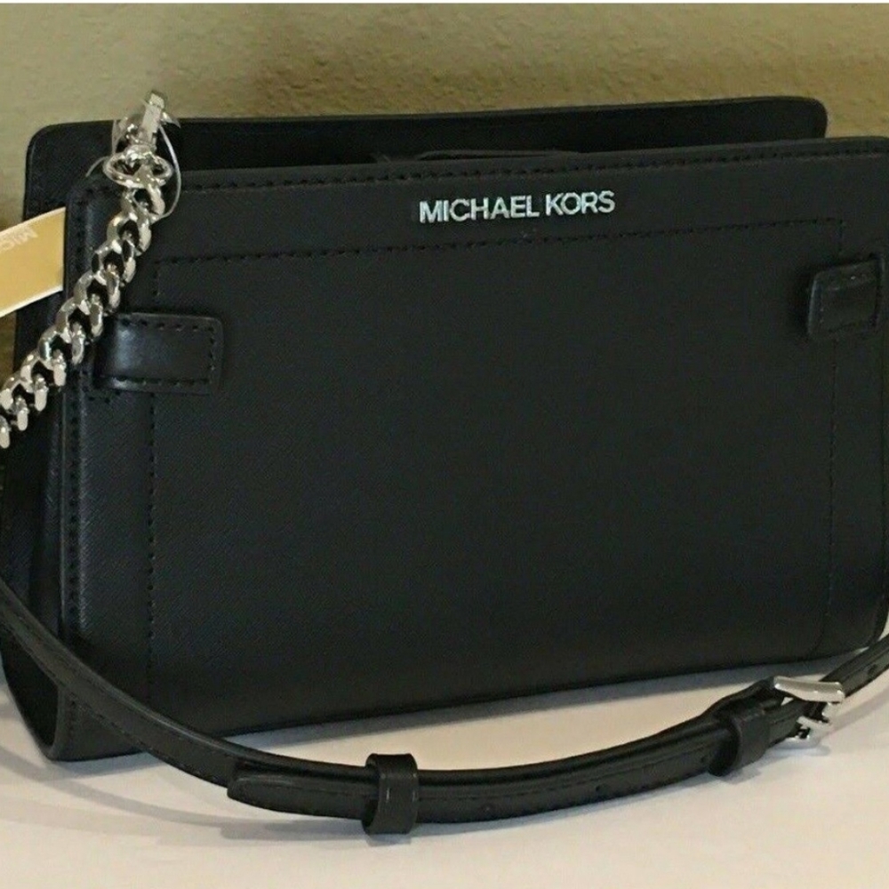 Michael kors small crossbody